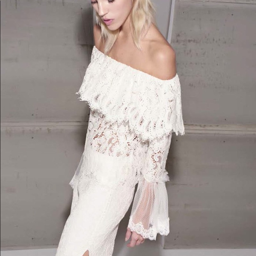 Alexis Laurena Lace Off Shoulder Top - Size M